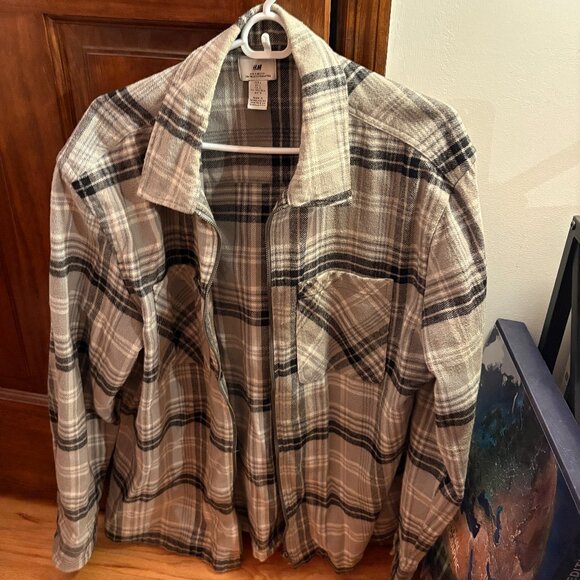 H&M Other - H&M Gray Plaid Flannel Shirt | Neutral Button Down
